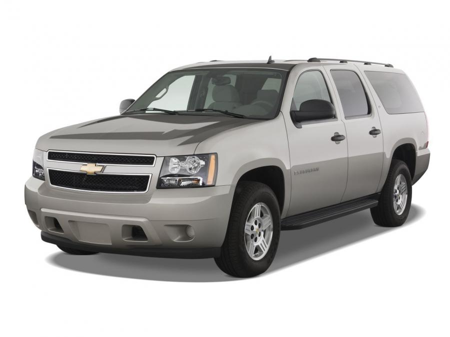  Chevrolet Suburban 2006 года  (фото 2 из 16)